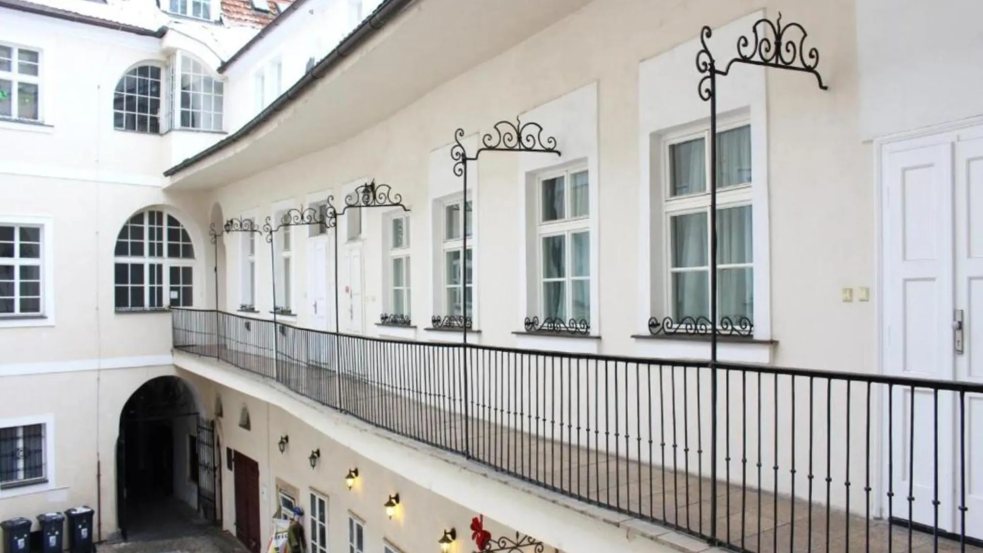 Apartment Old Town Home-3 By Interhome Praga 0*,  República Checa
